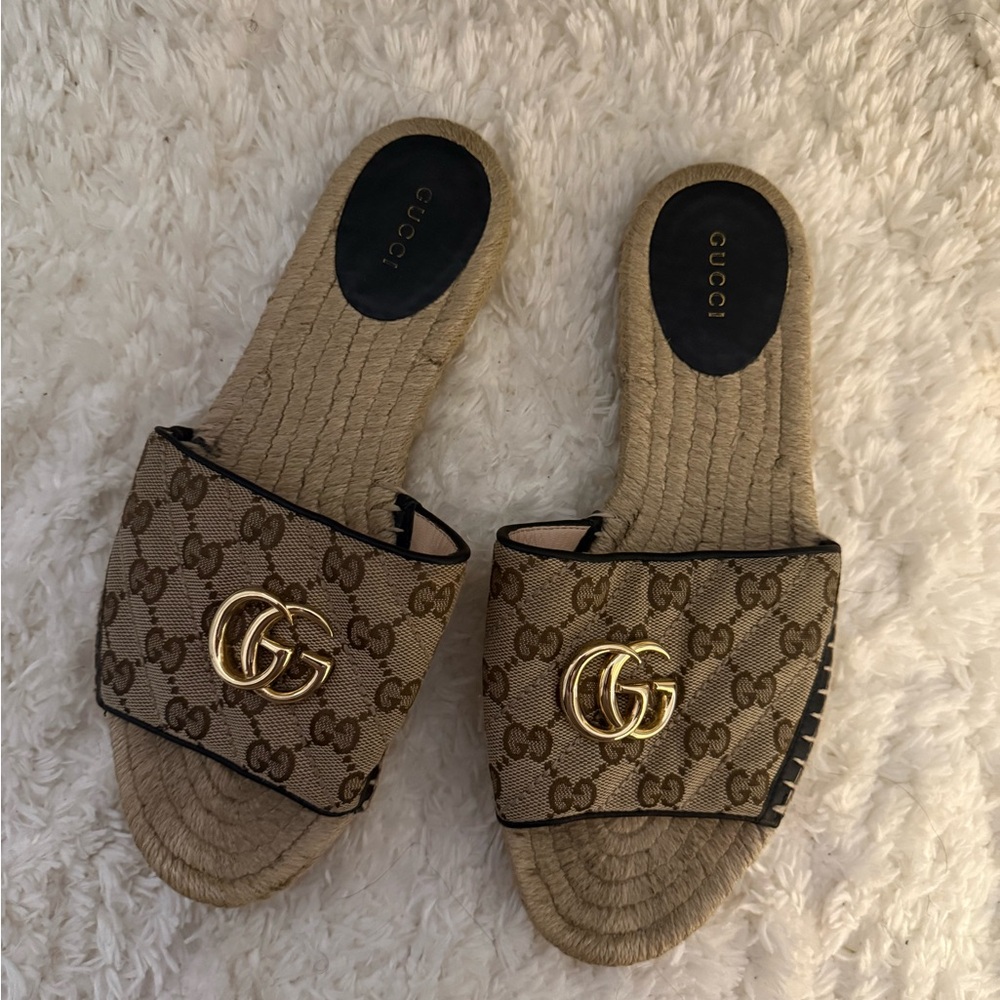 Gucci Brown Monogram GG Gold-Logo Espadrille Slides